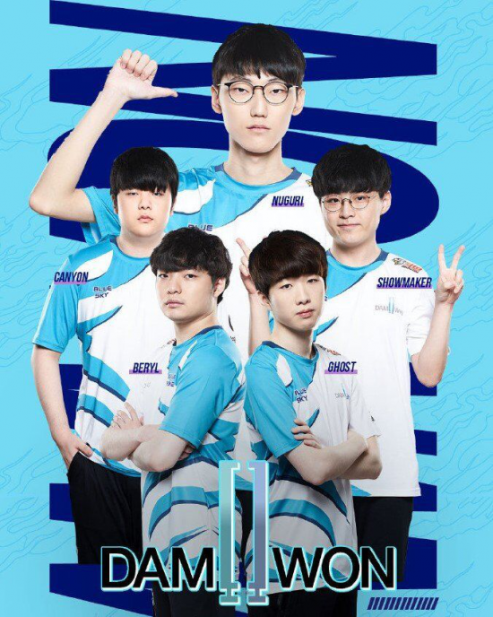 DOTA2 TI14 主赛事揭幕 中国战队 XG TT 激战正酣